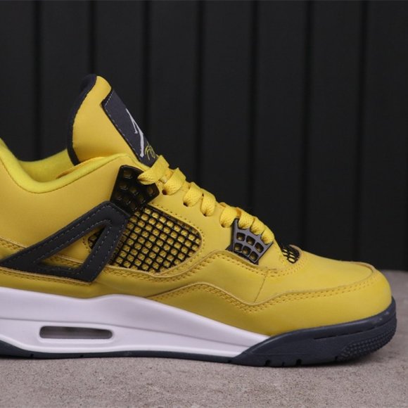 Air Jordan 4 AJ4 Hornet size 11.5 main image 4